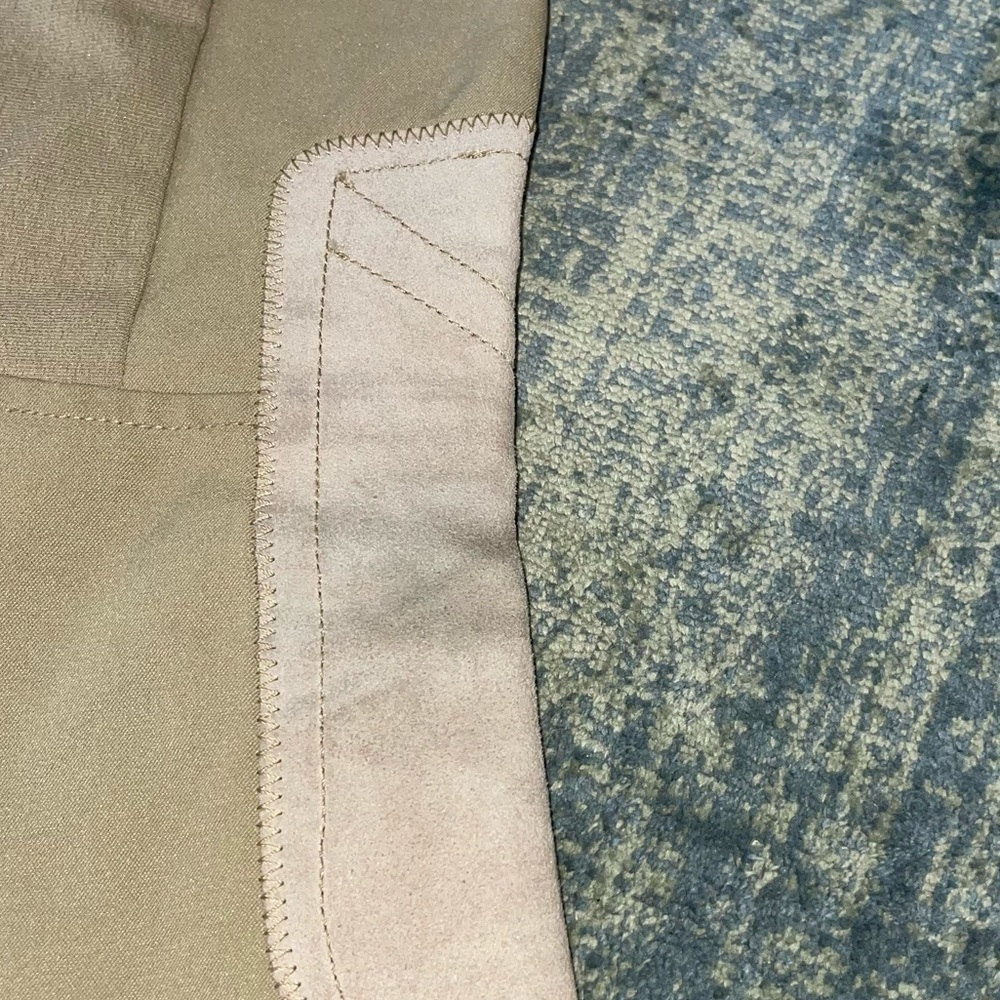 Ariat Riding Breeches 26R - Picture 7 of 7